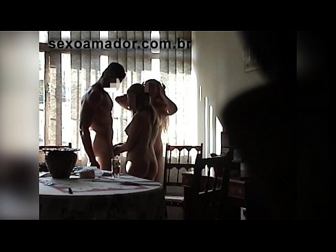 ❤️ လိင်မိတ်ဆွေများက ဧရာမယောက်ျားနှင့် သူနှင့်အတူ သုံးယောက်ကို ဖိတ်ခေါ်သည်။ ❤️❌ Porno vk မှာ porn my.libporno.ru